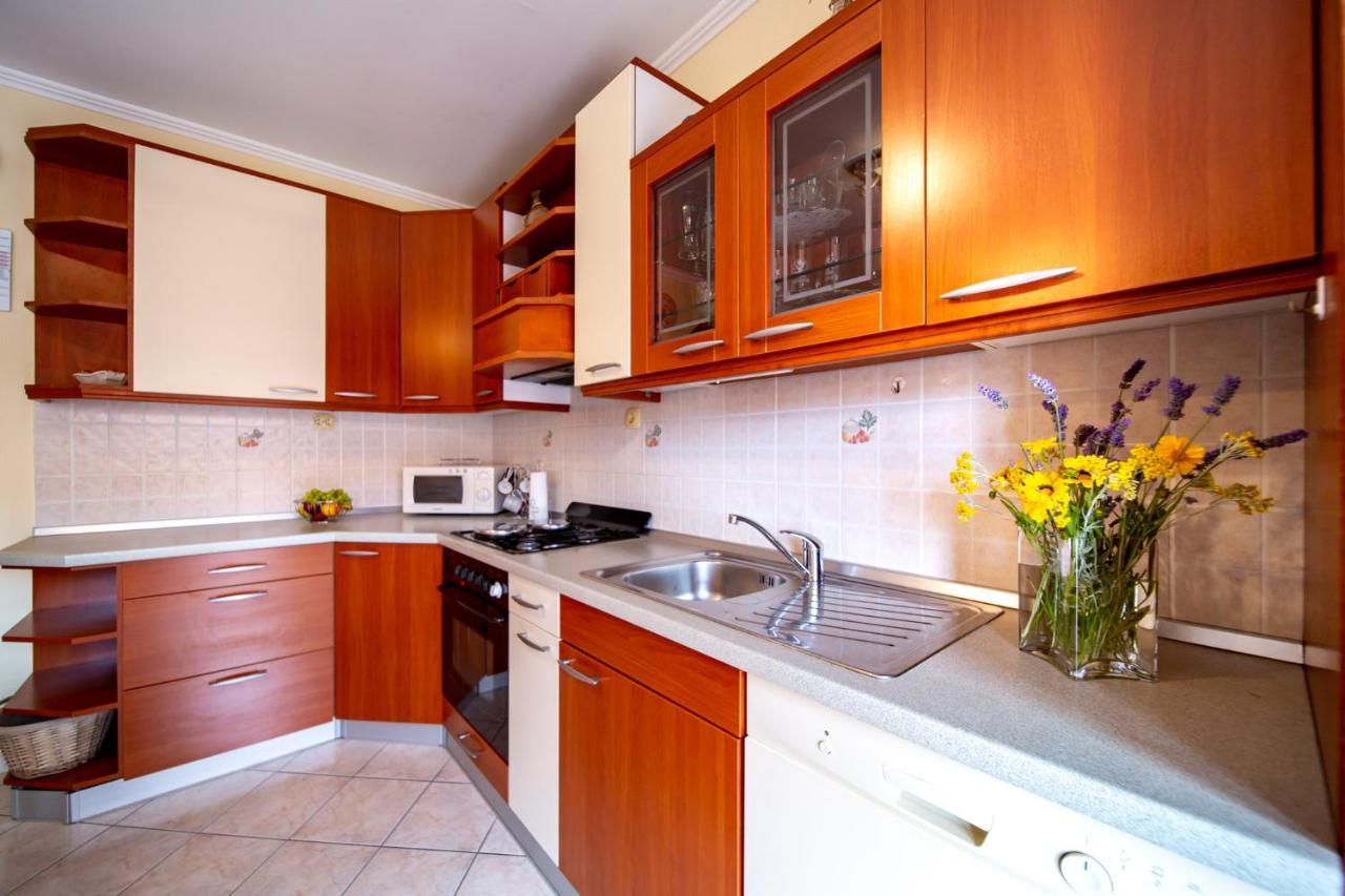 Kastell Apartments لوبار المظهر الخارجي الصورة
